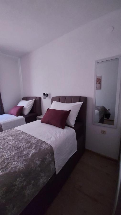 Apartments Vidovic สเวติ เปตาร์ ภายนอก รูปภาพ